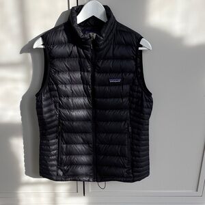 Patagonia Black Puffer Vest